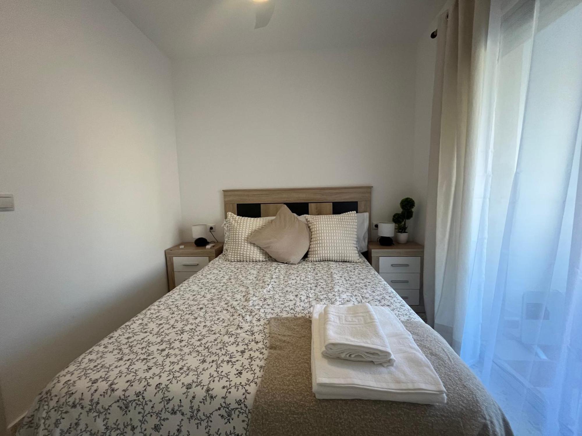 Love Rent4 Malaga Huelin Bagian luar foto