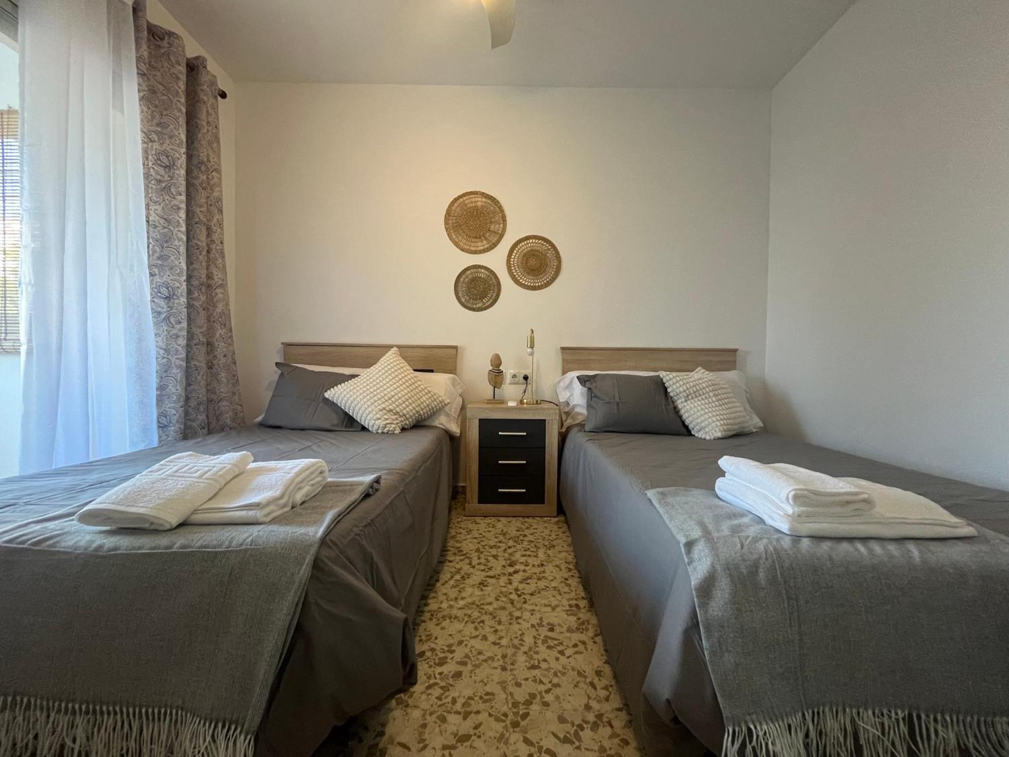 Love Rent4 Malaga Huelin Bagian luar foto