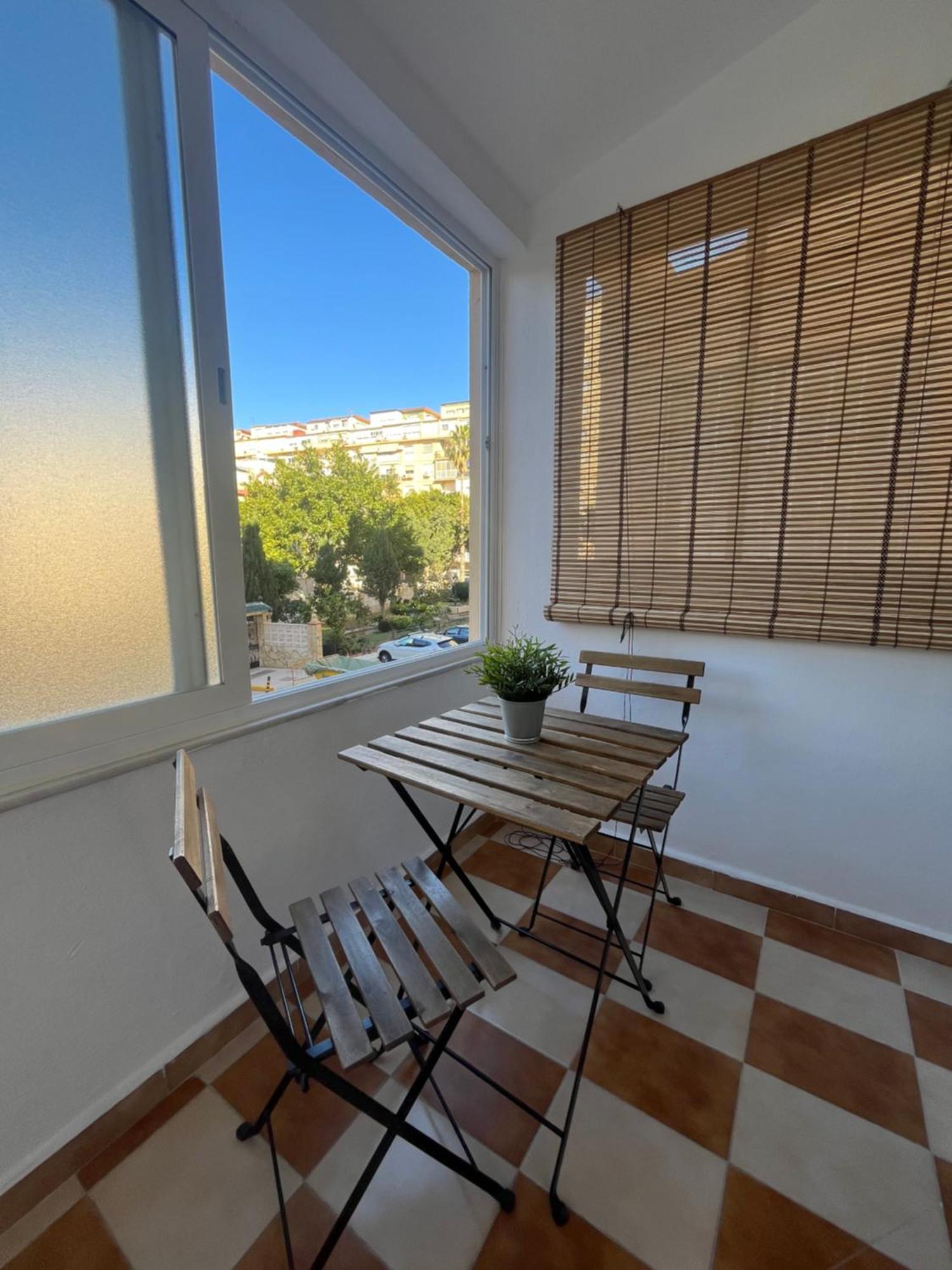 Love Rent4 Malaga Huelin Bagian luar foto